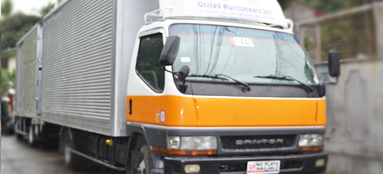 6 Wheeler Trucks